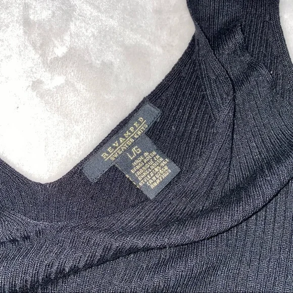 SHOULDER CUT OUT TOP - Picture 5 of 5